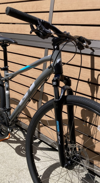 【下鴨店】けっこういい自転車やと思うんやけどな。。。特価になって登場!GT(ジーティー)のTRANSEO COMP(トランセオ コンプ)をご紹介