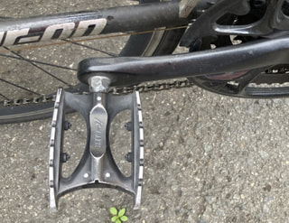 【下鴨店】一般車や電動アシスト自転車にもおススメカスタム!三ヶ島ペダルのあれやこれ。