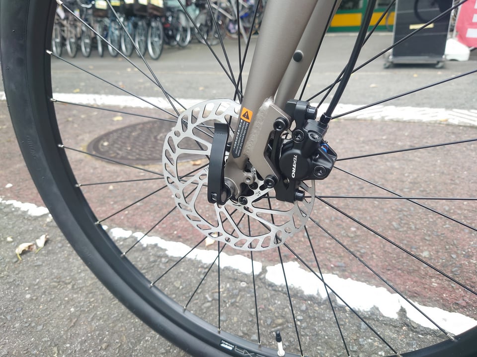 白梅町店】趣味自転車として優秀な1台！【GIANT Gravier Disc