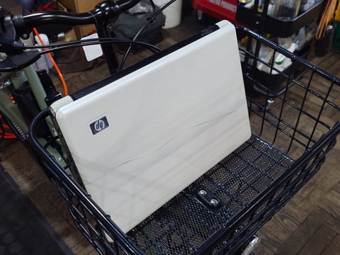 Panasonic　ティモS　ノートパソコンがすっぽり入る大きなカゴ