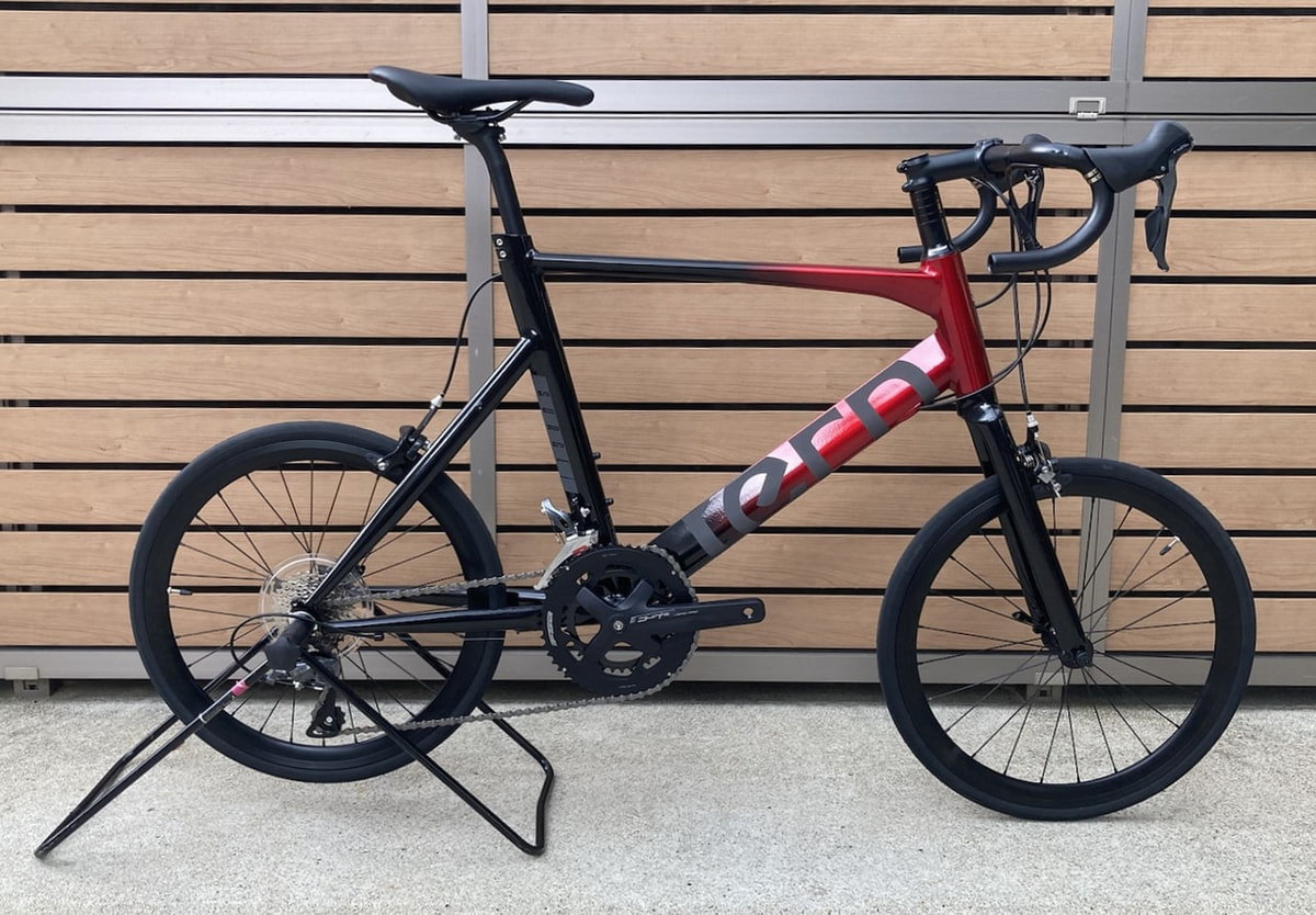 ロードバイク Tern Surge 47型 フェージングブラッド 下鴨店】 TERN（ターン） 2025年モデル SURGE（サージュ）限定カラー