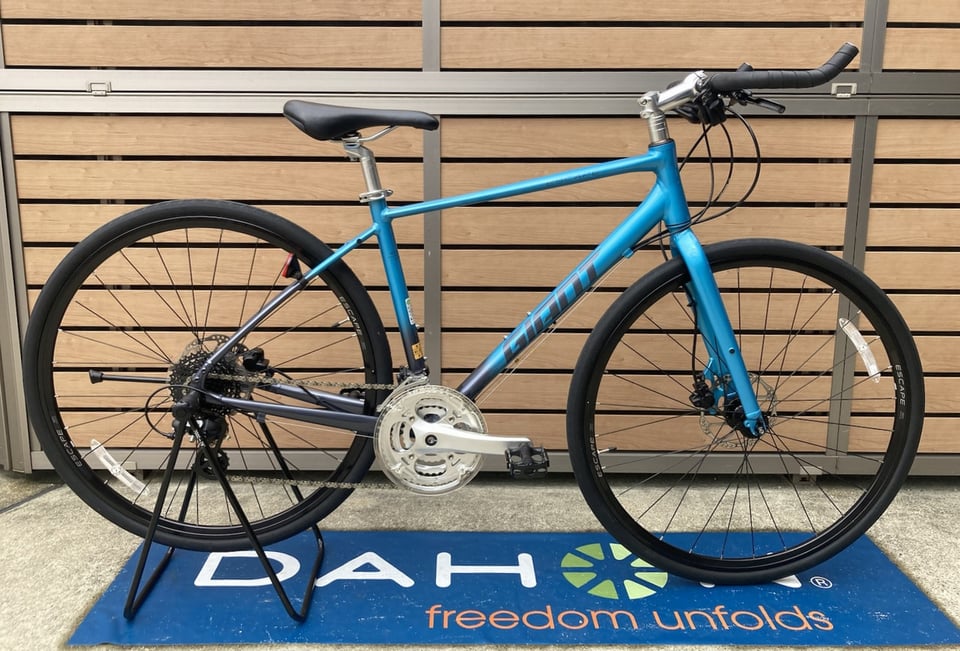 美品⭐︎GIANT escape disc M カスタム 2022 GIANT Bicycles | ESCAPE R DISC MS