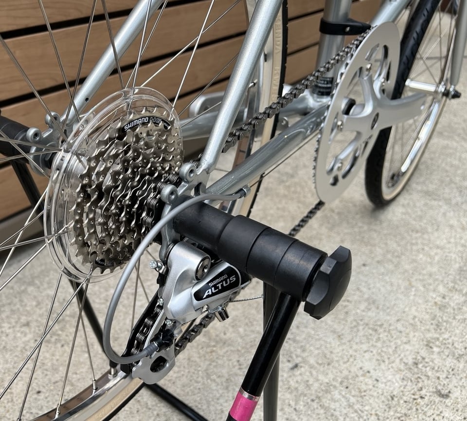 下鴨店】オシャレミニベロ筆頭！2026年モデル FUJI（フジ）HELION
